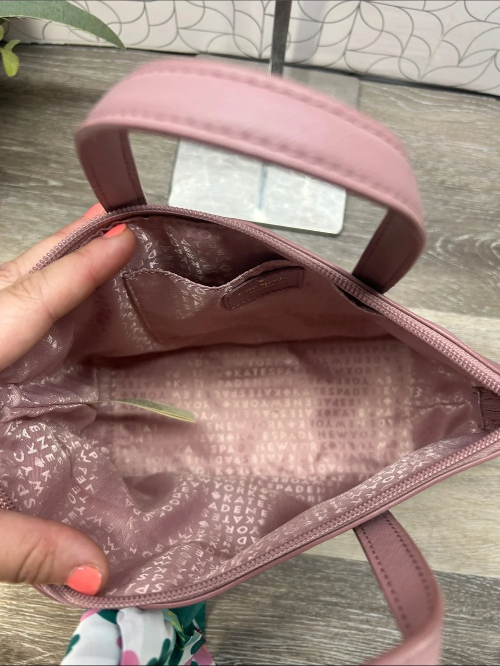 7769 kate spade Blush Pink Top-Handle Tote 417769